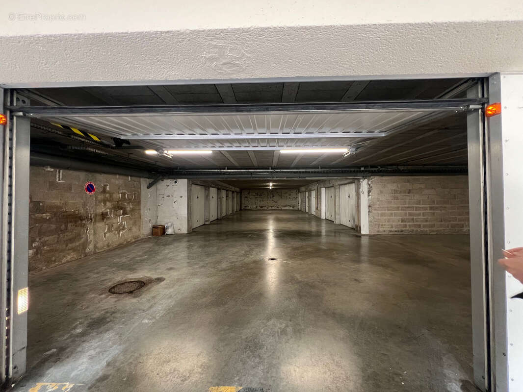 Parking à SENLIS
