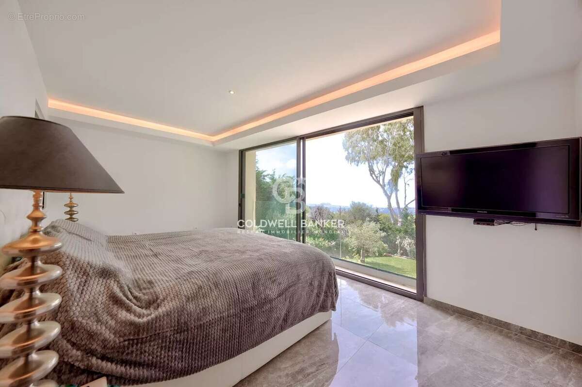 Maison à MOUGINS