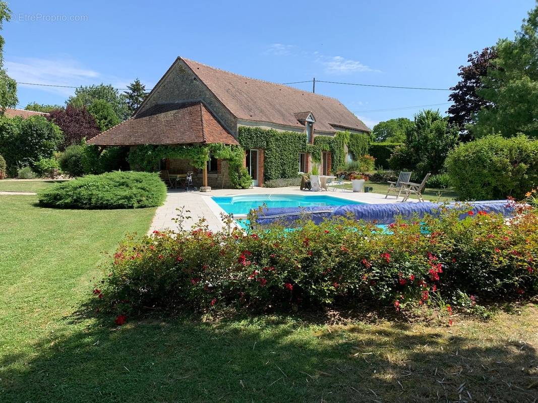 Maison à SAINT-GERMAIN-DES-PRES