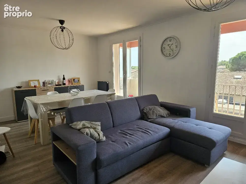 Appartement lumineux 64 m2   2 chambres   Balcon, loggia, cave et stationnement privatif - photo 2