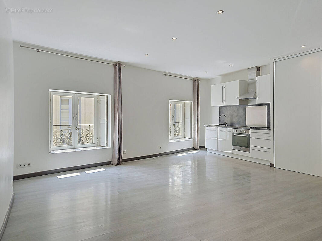 Appartement à NIMES