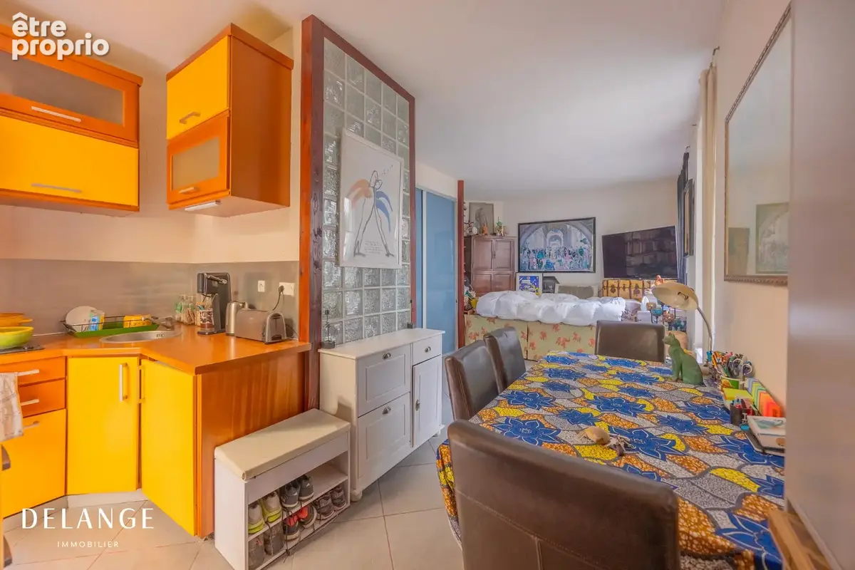 33m2 - Chateau Rouge - Studio - photo 5