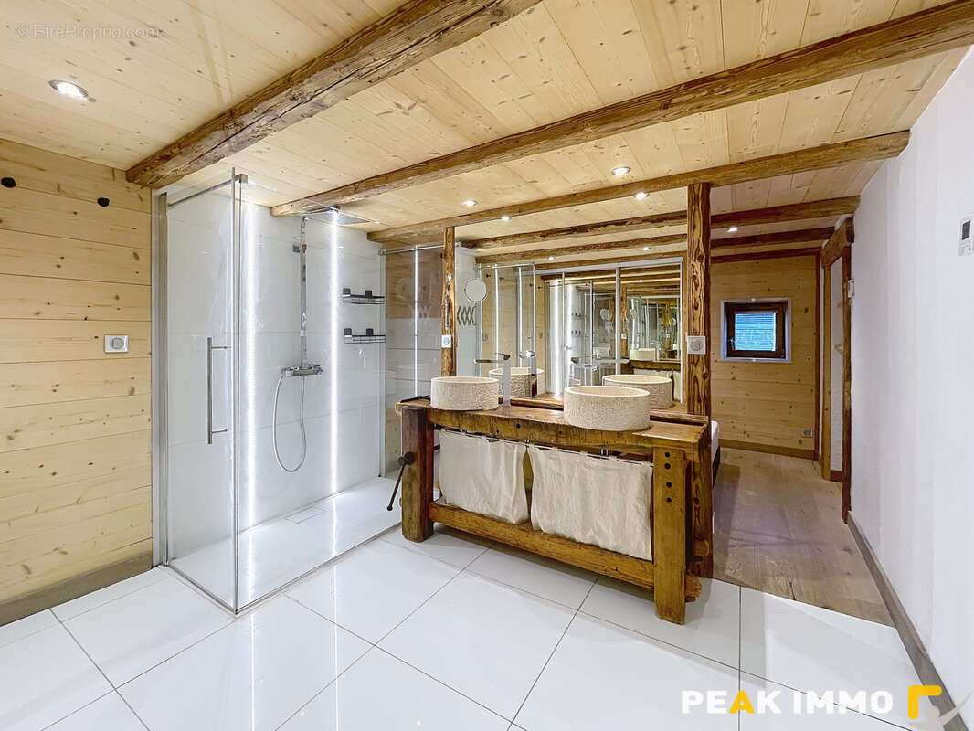 Appartement à DOUSSARD