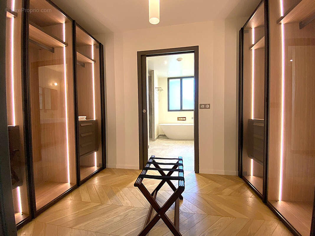 Maison à MAGNY-LE-HONGRE