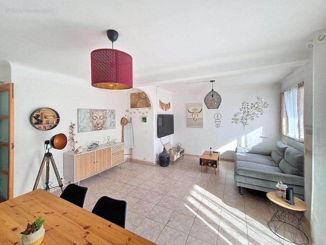 Appartement à CAGNES-SUR-MER