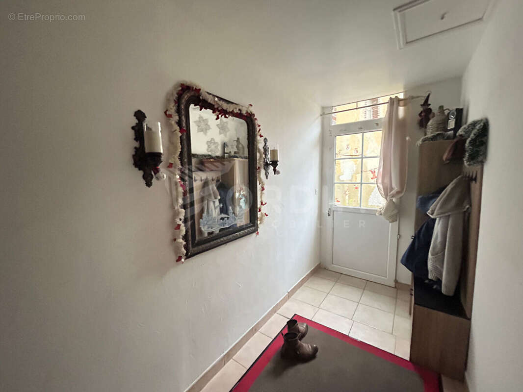 Appartement à TOUCY