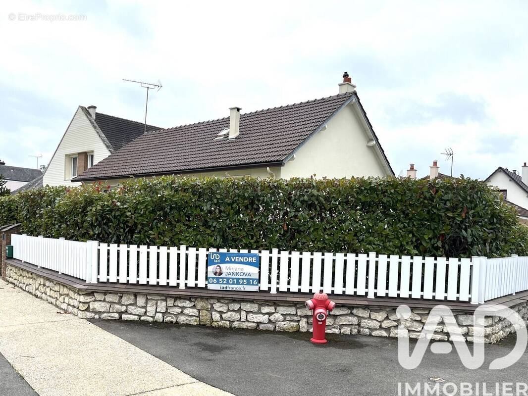 Photo 1 - Maison à TOURY