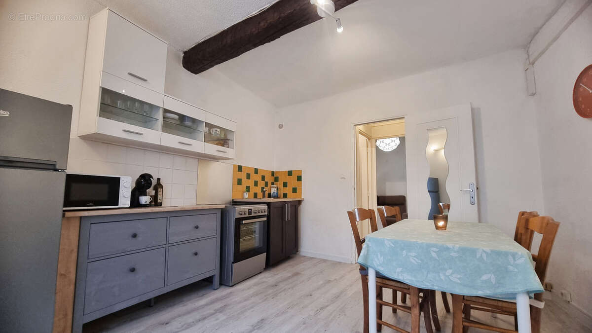 Appartement à LA CRAU