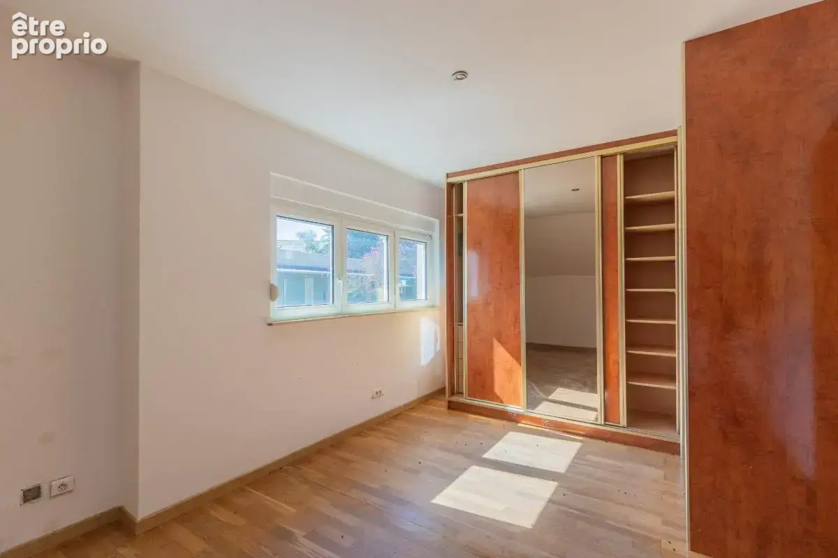 Domaine equestre - boxes-manege-carriere-appartement - photo 18