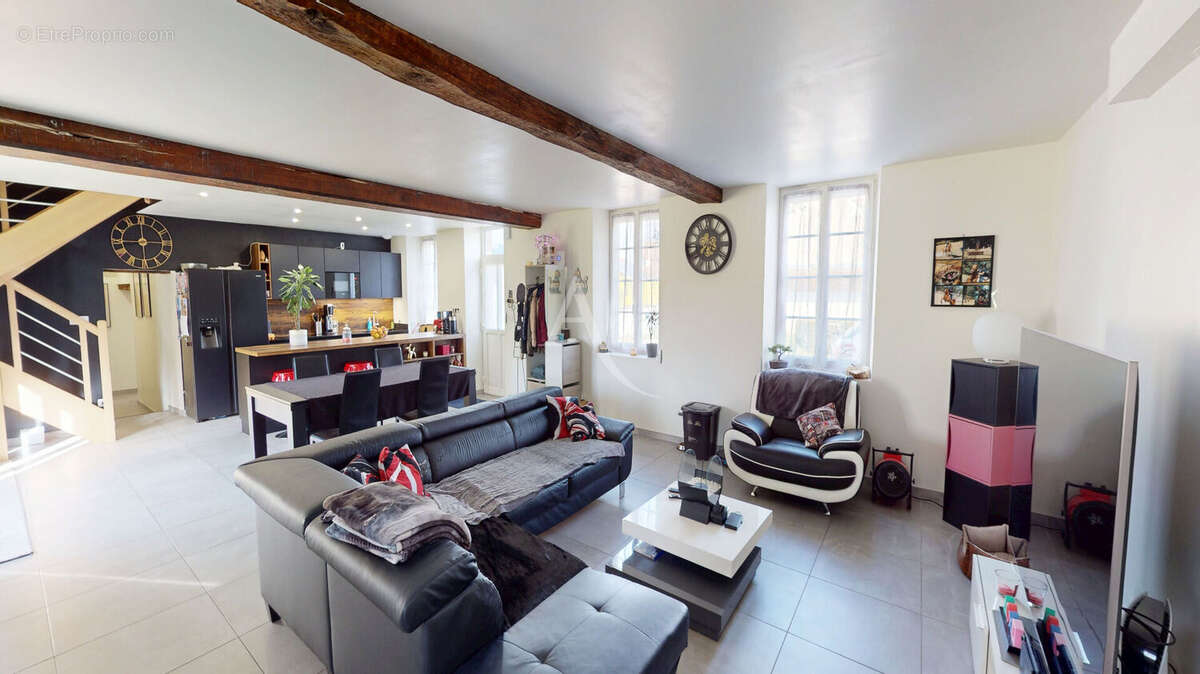 Maison à FEROLLES