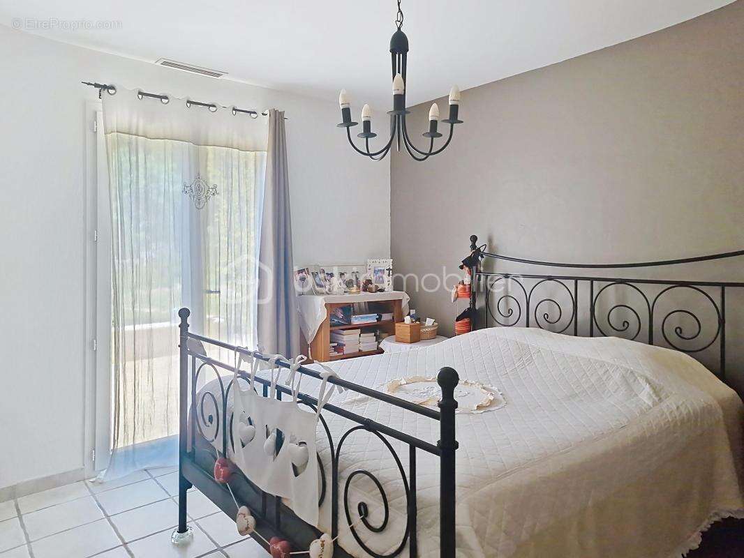 Maison à ROGNAC