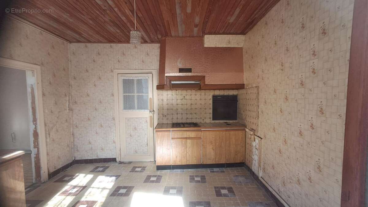 Maison à CORVOL-L&#039;ORGUEILLEUX