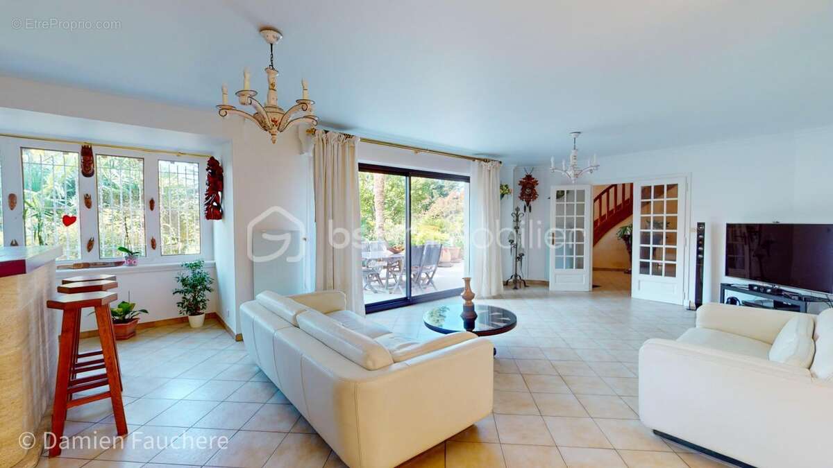 Maison à MILLY-LA-FORET