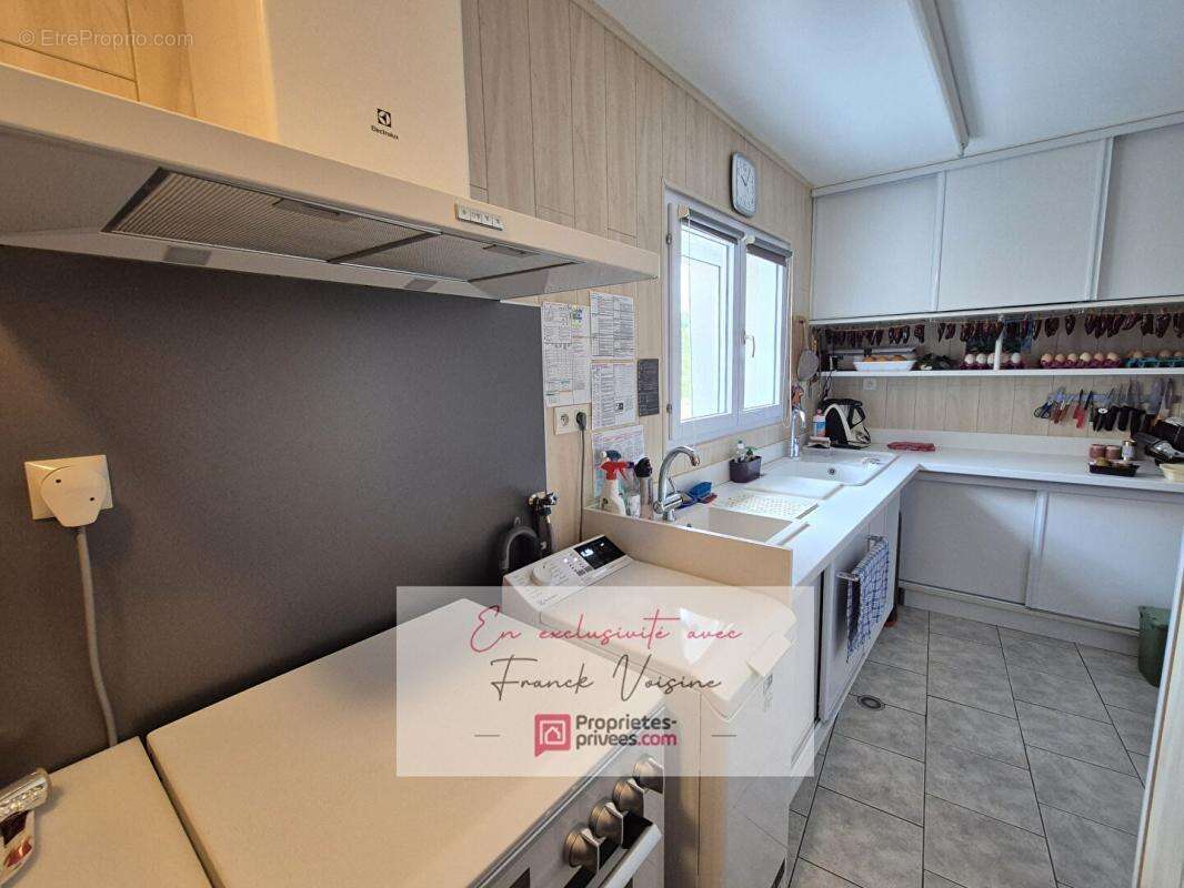 A VENDRE en Exclusivité à Saint Paul en Pareds, maison de 127 m2 avec 3 chambres et plusieurs dépendances sur plusieurs parcelle - photo 15