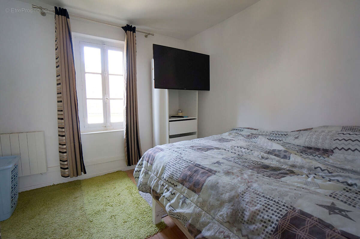 Maison à MEZIERES-SUR-SEINE