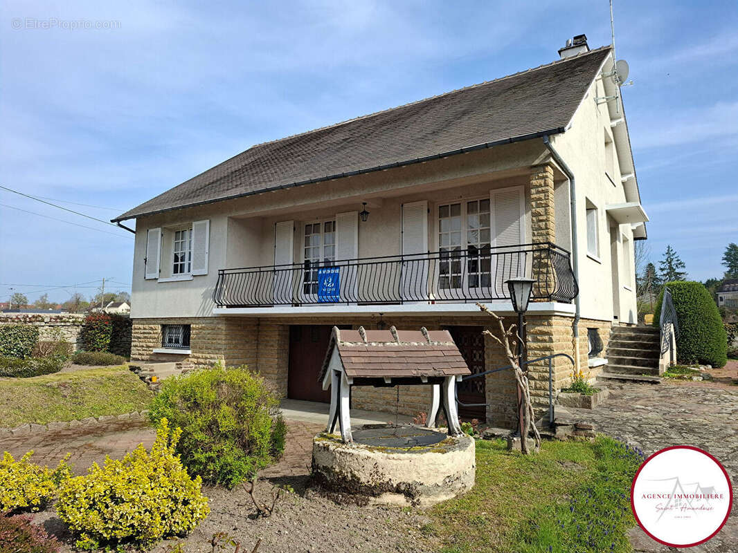 Maison à LE CHATELET
