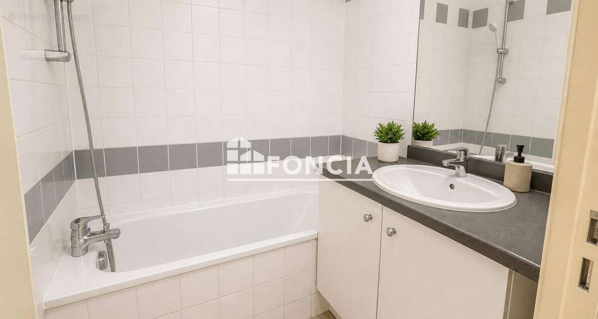 Appartement à LE PONTET