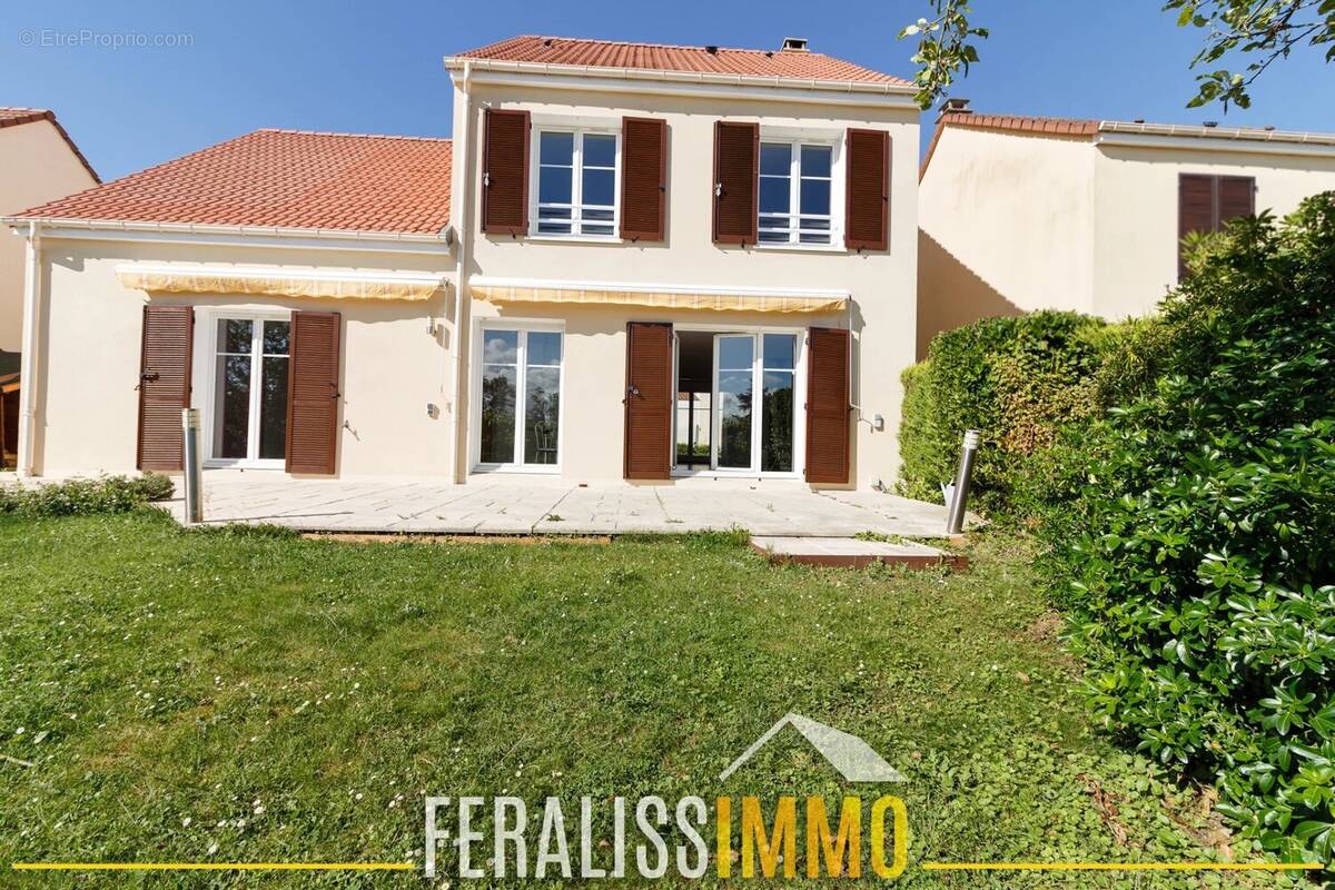 Maison à OSNY