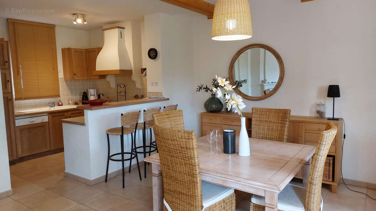 Maison à LA MOTTE
