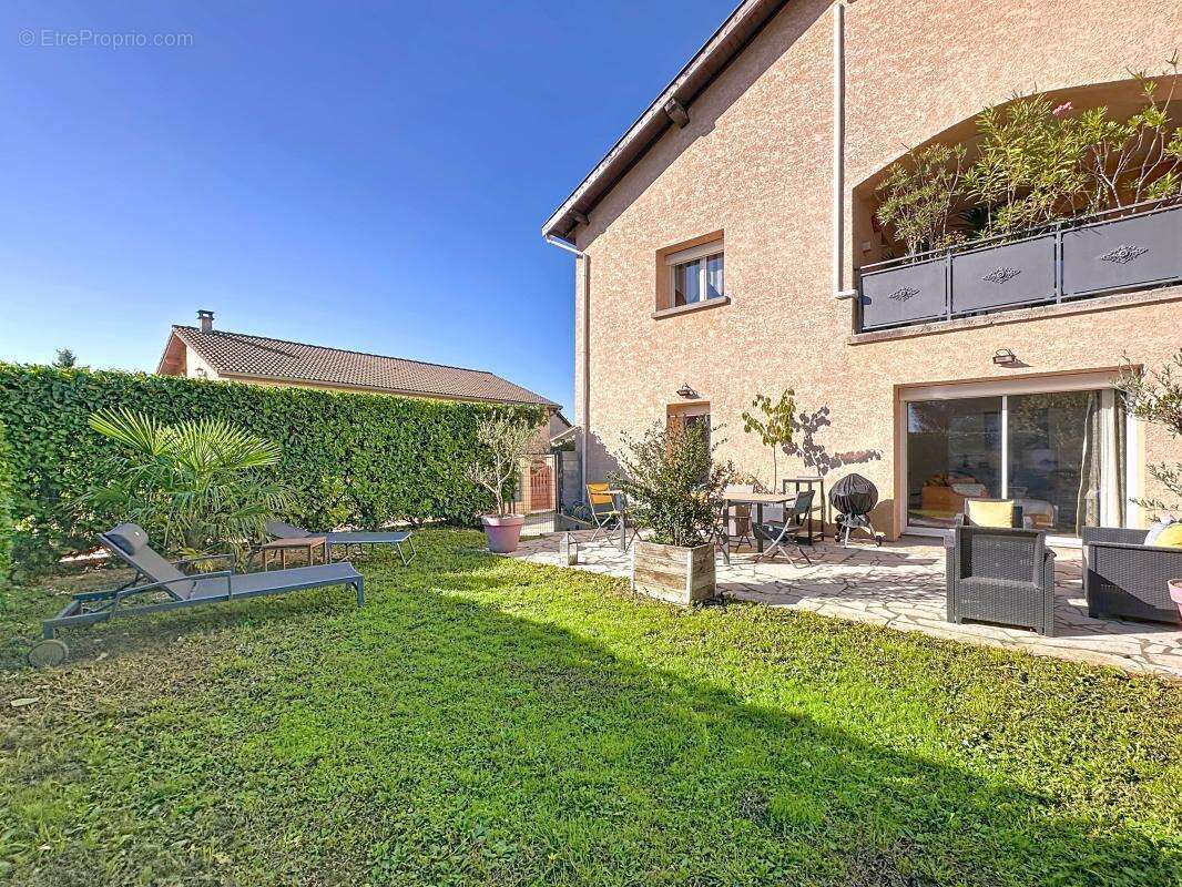 Appartement à COMMUNAY