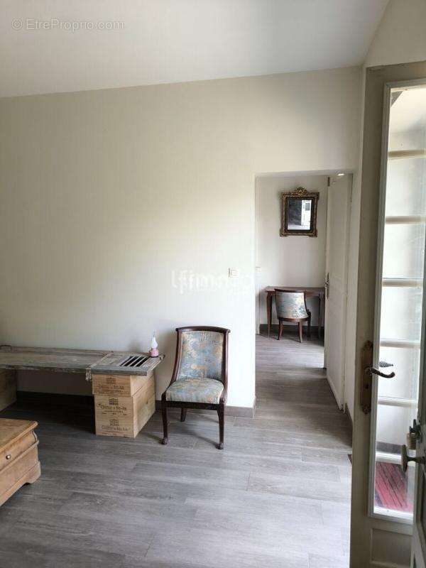 Maison à BEYCHAC-ET-CAILLAU