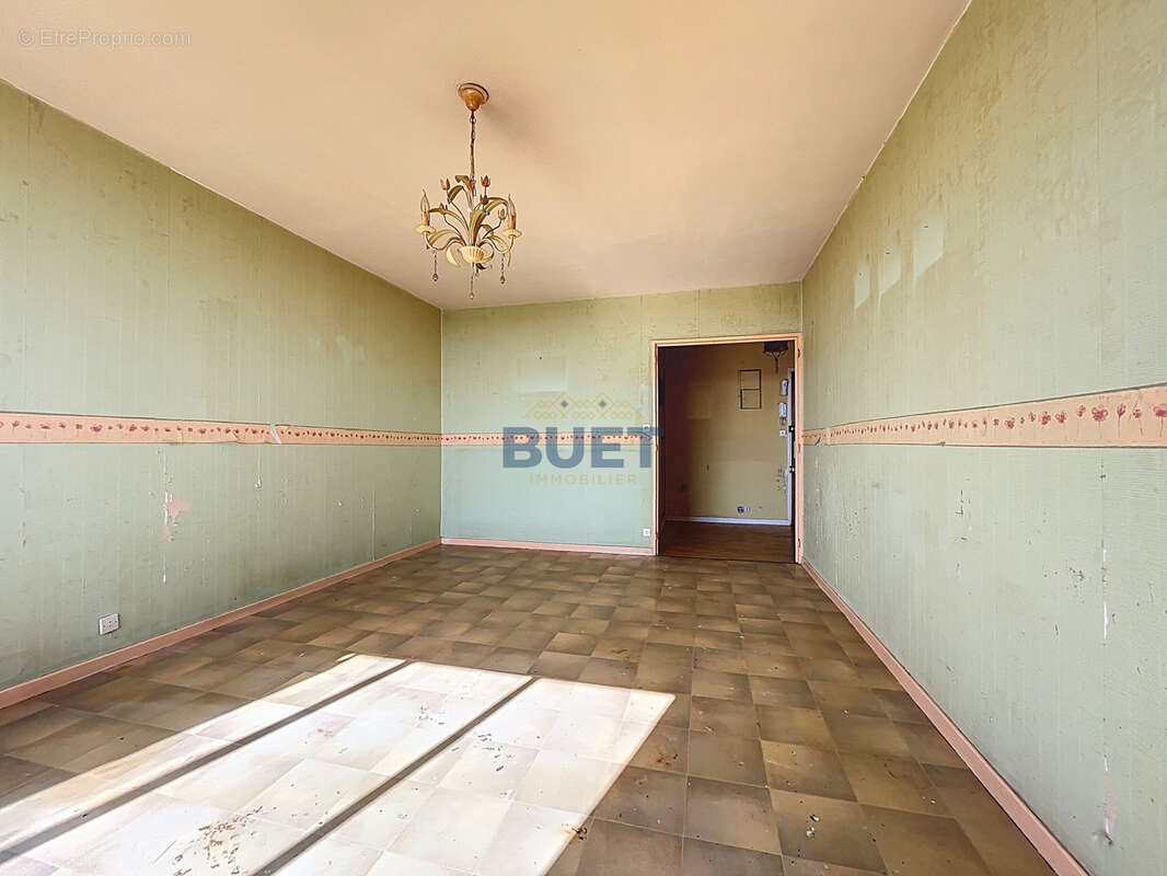 Appartement à CHENOVE
