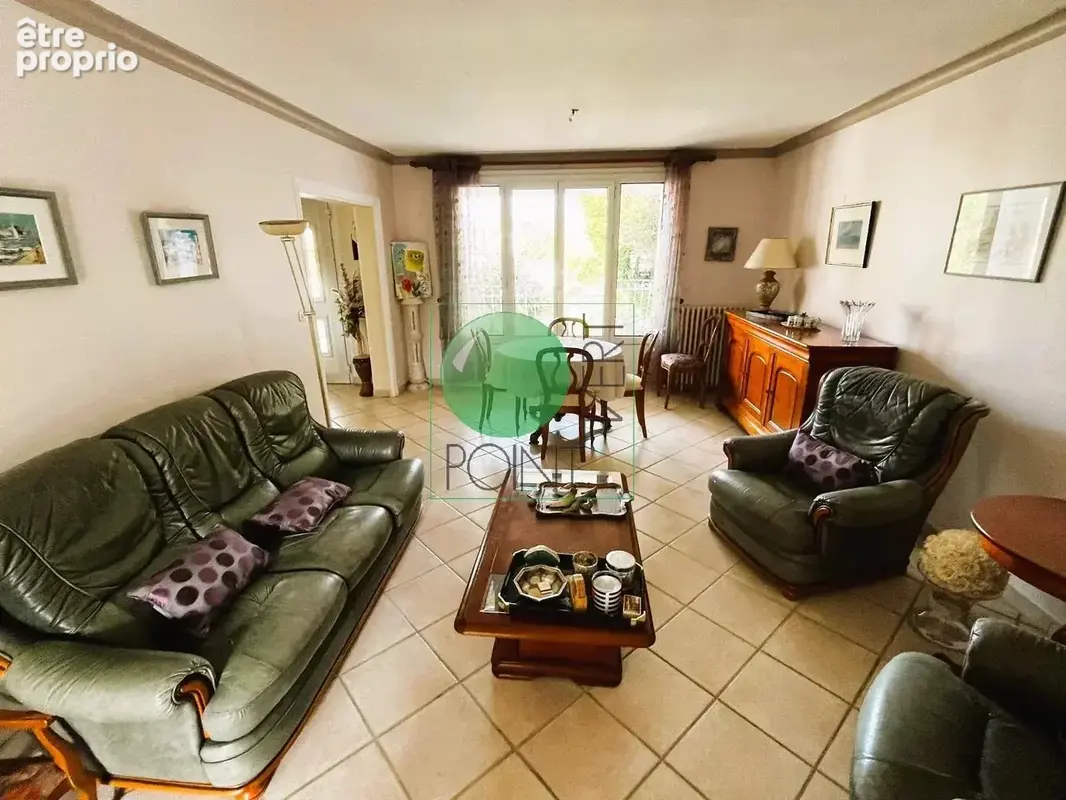 Maison 9 pieces - vert-le-grand - photo 4