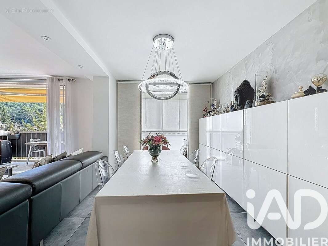 Photo 3 - Appartement à CARNOUX-EN-PROVENCE