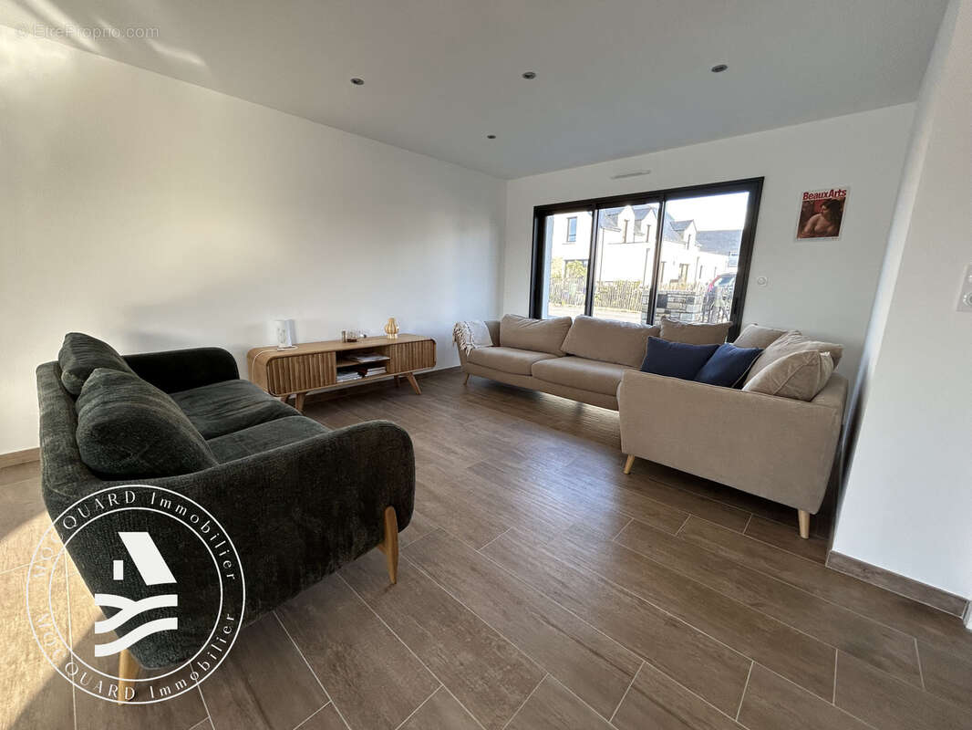 Maison à SAINT-PHILIBERT