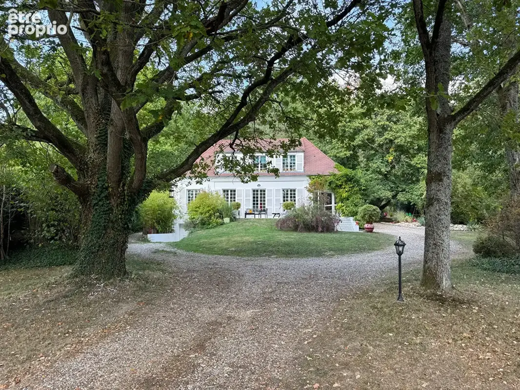 Maison à SAINT-REMY-L'HONORE