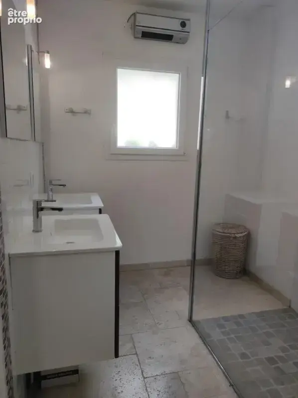Draguignan,  villa récente RT12  avec un  bel appartement  type 3 +studio - photo 11