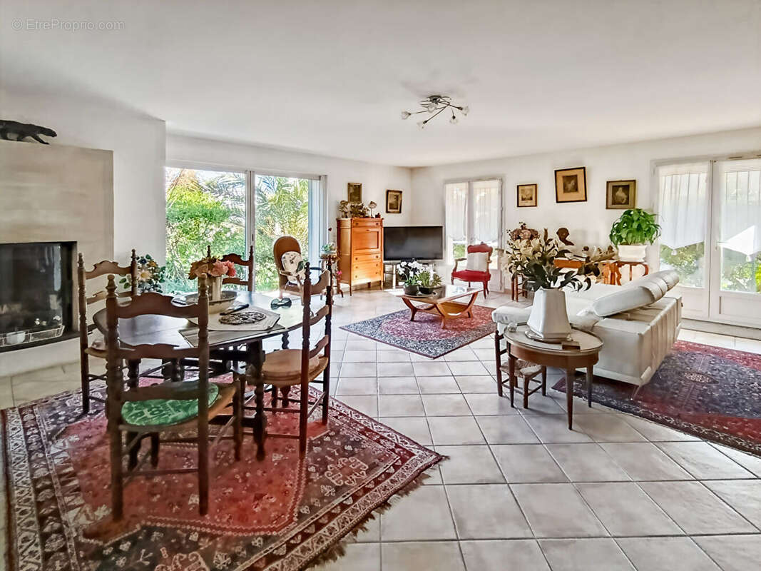 Maison à CAGNES-SUR-MER