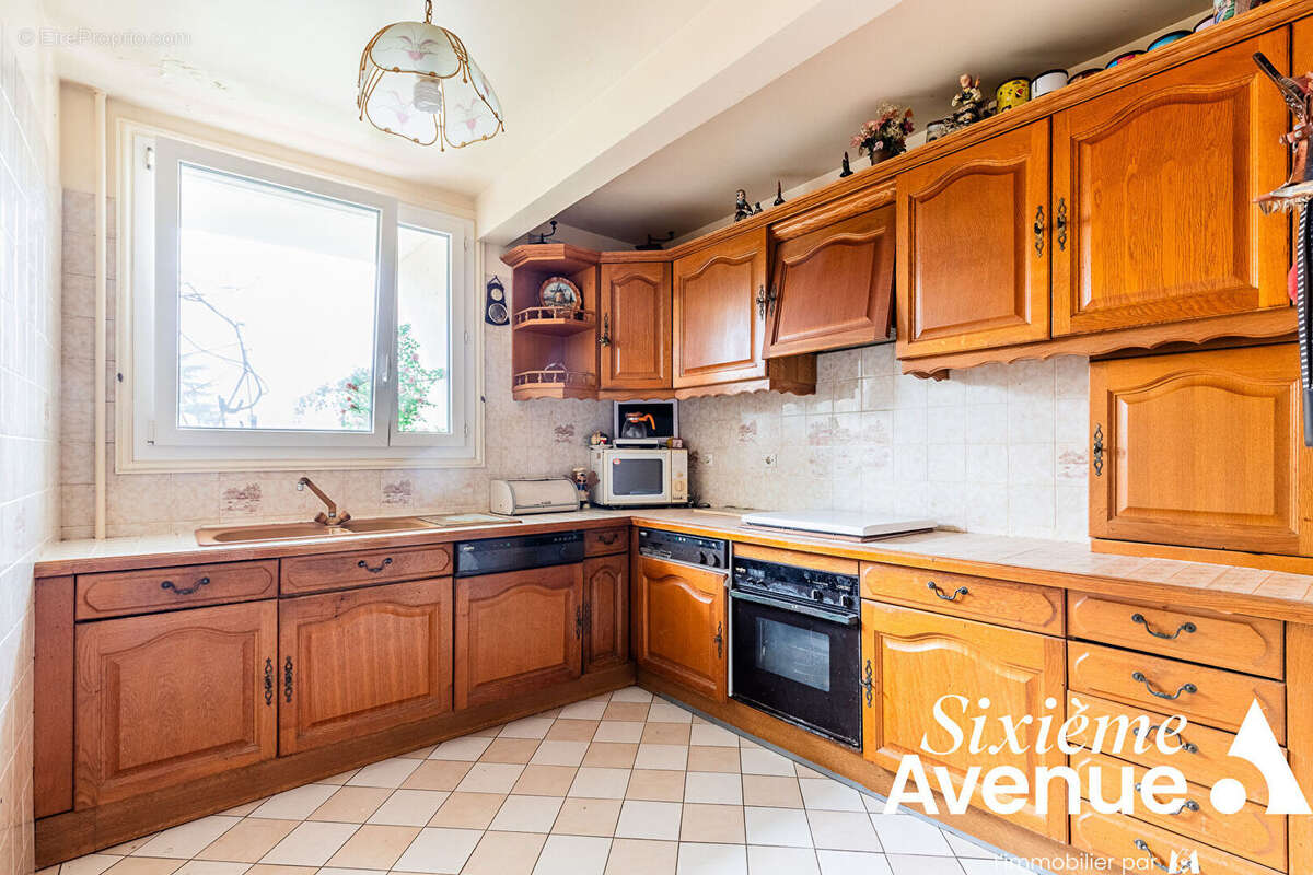 Appartement à CHILLY-MAZARIN