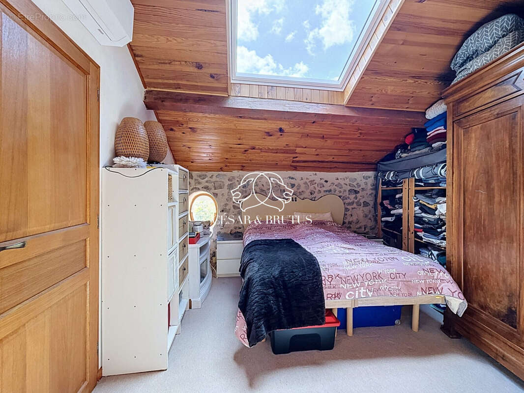 Maison 90 m² à Villemontais  - photo 8