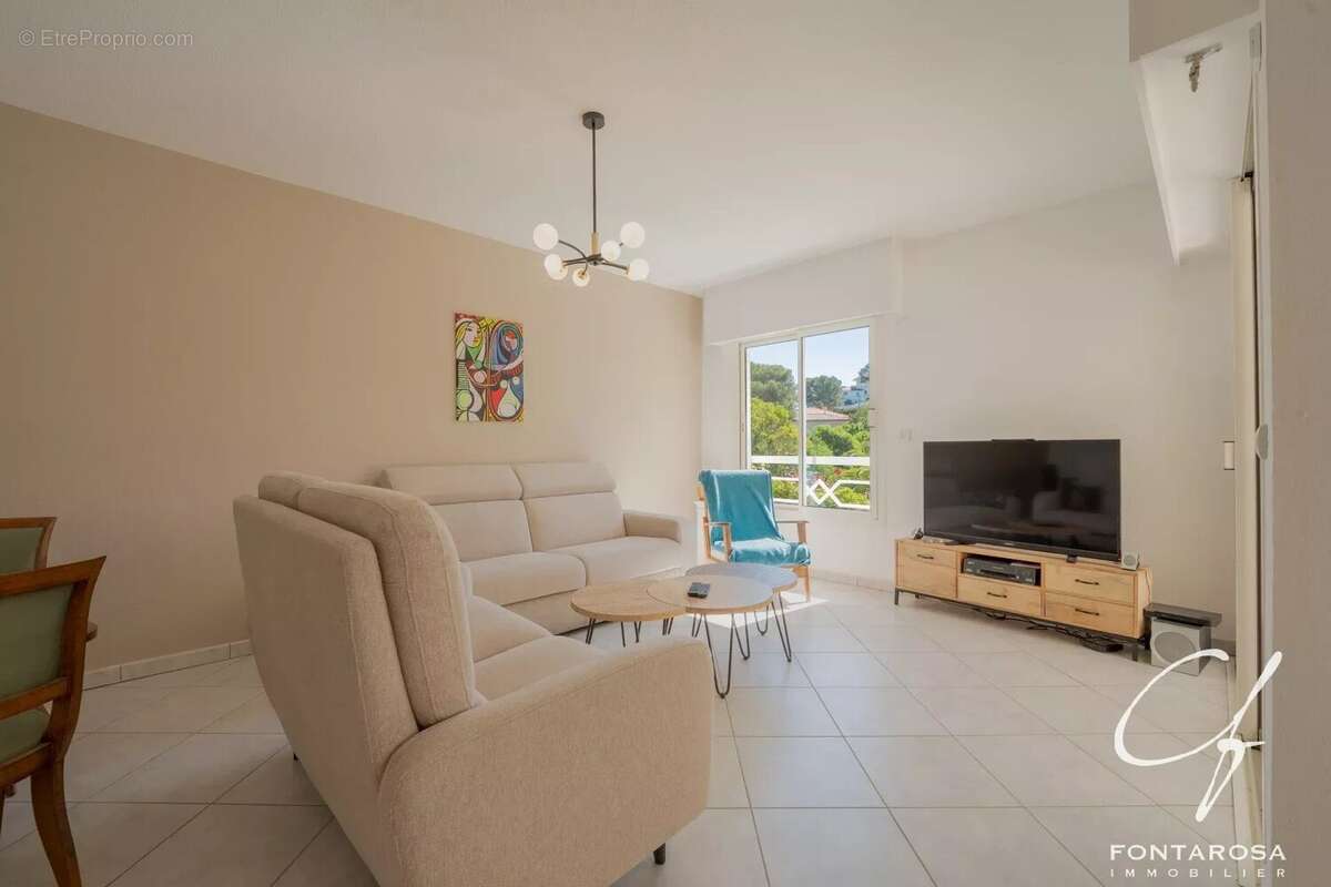 Appartement à SAINT-RAPHAEL