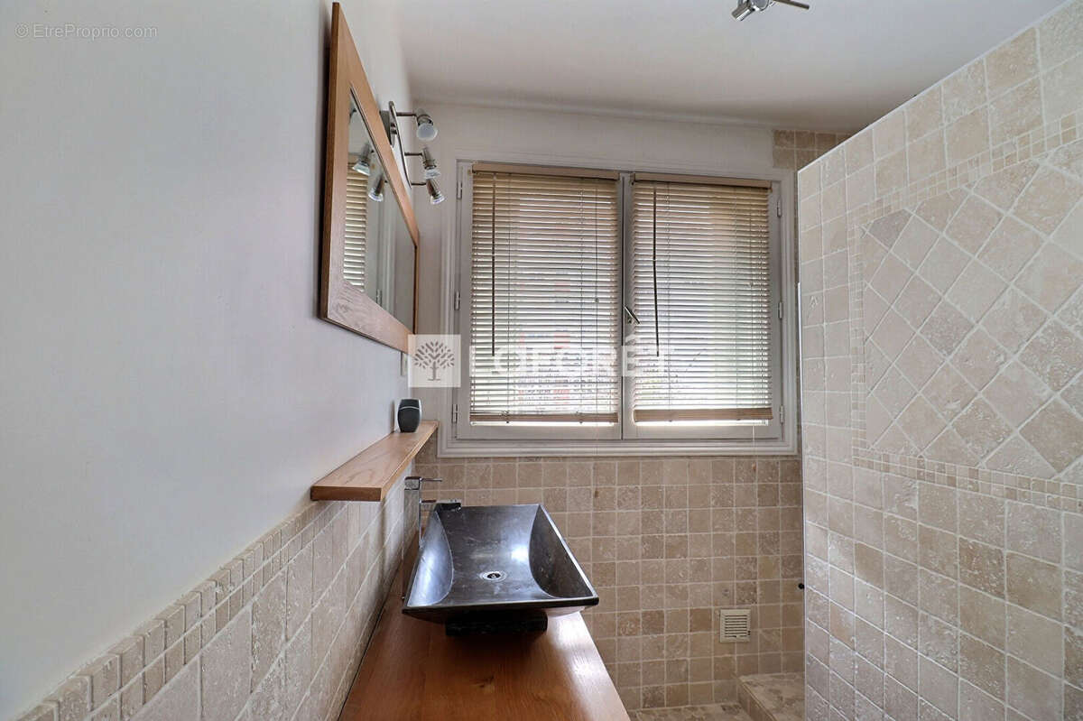 Appartement à VILLEJUIF