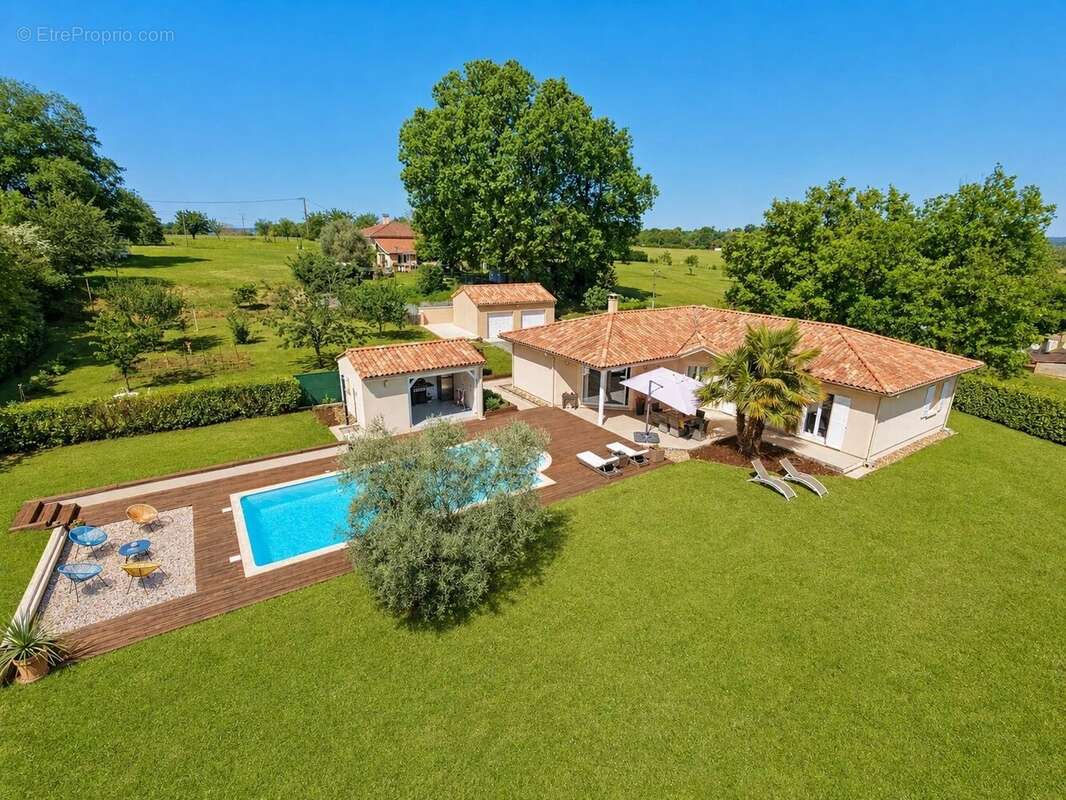 Maison à SAINT-PRIVAT-DES-PRES