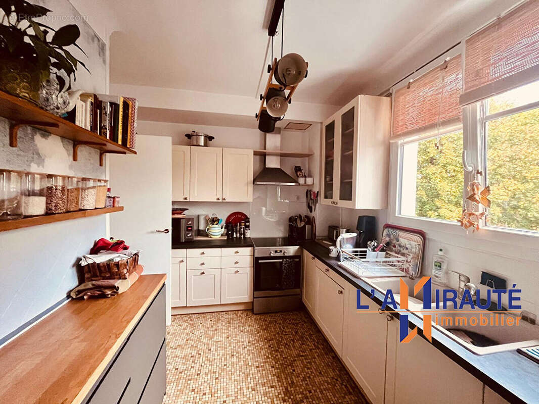 Appartement à MAISONS-LAFFITTE