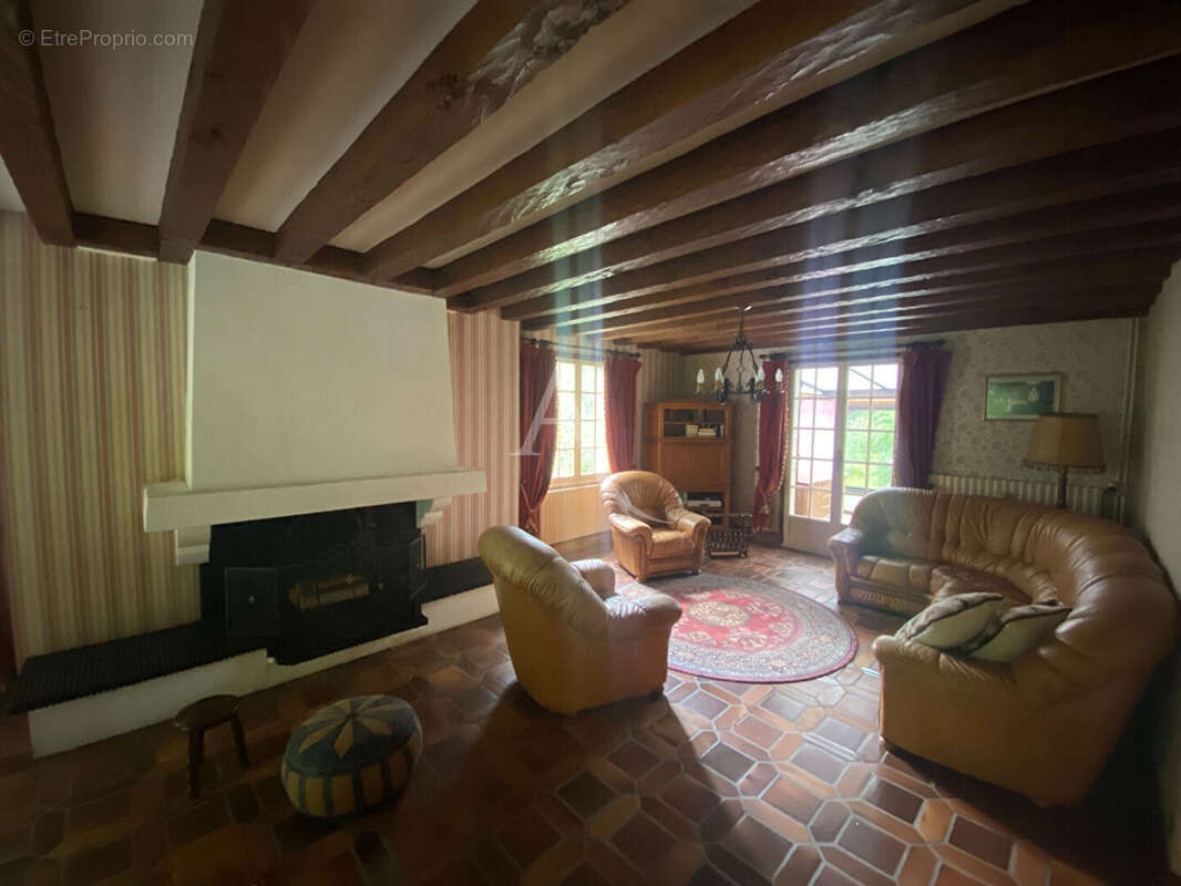 Maison à DONNERY