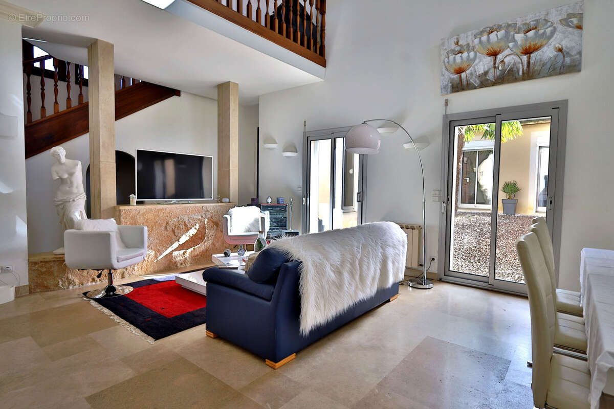 Maison à SAINT-GEORGES-D'ESPERANCHE