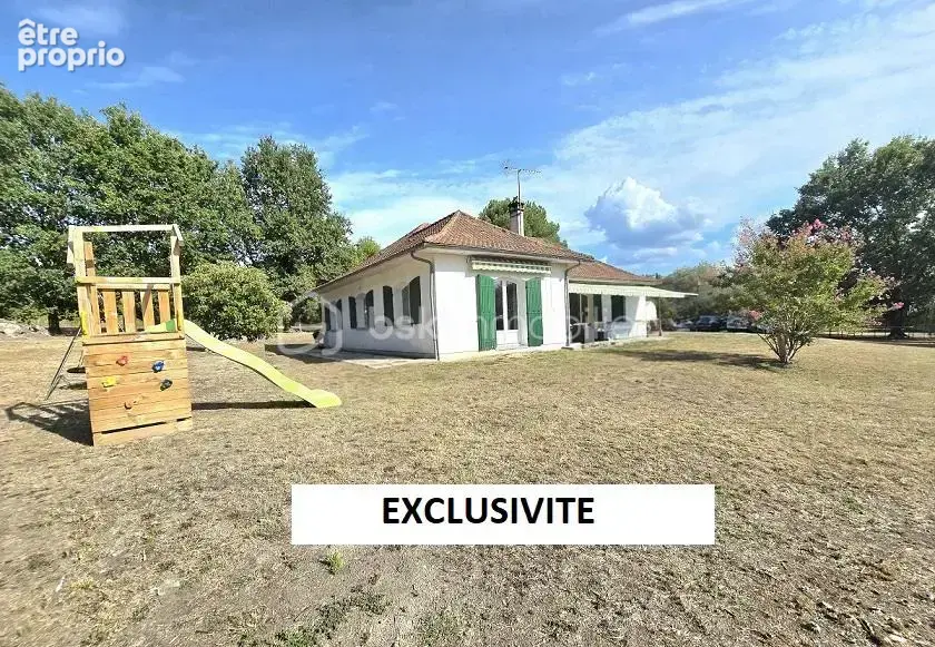 Maison 3 chambres (possibilite 4) de 138 m2 sur un terrain de plus de 9 000 m2 !!! - photo 2