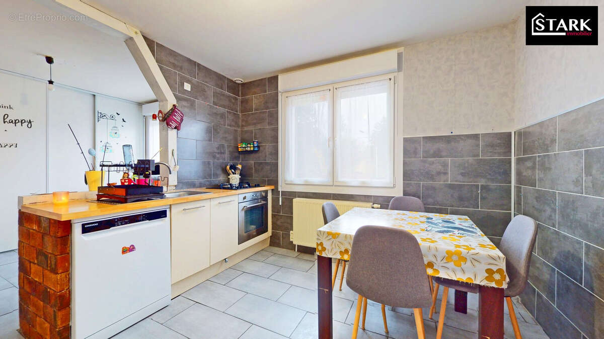 Maison à CLAIREGOUTTE