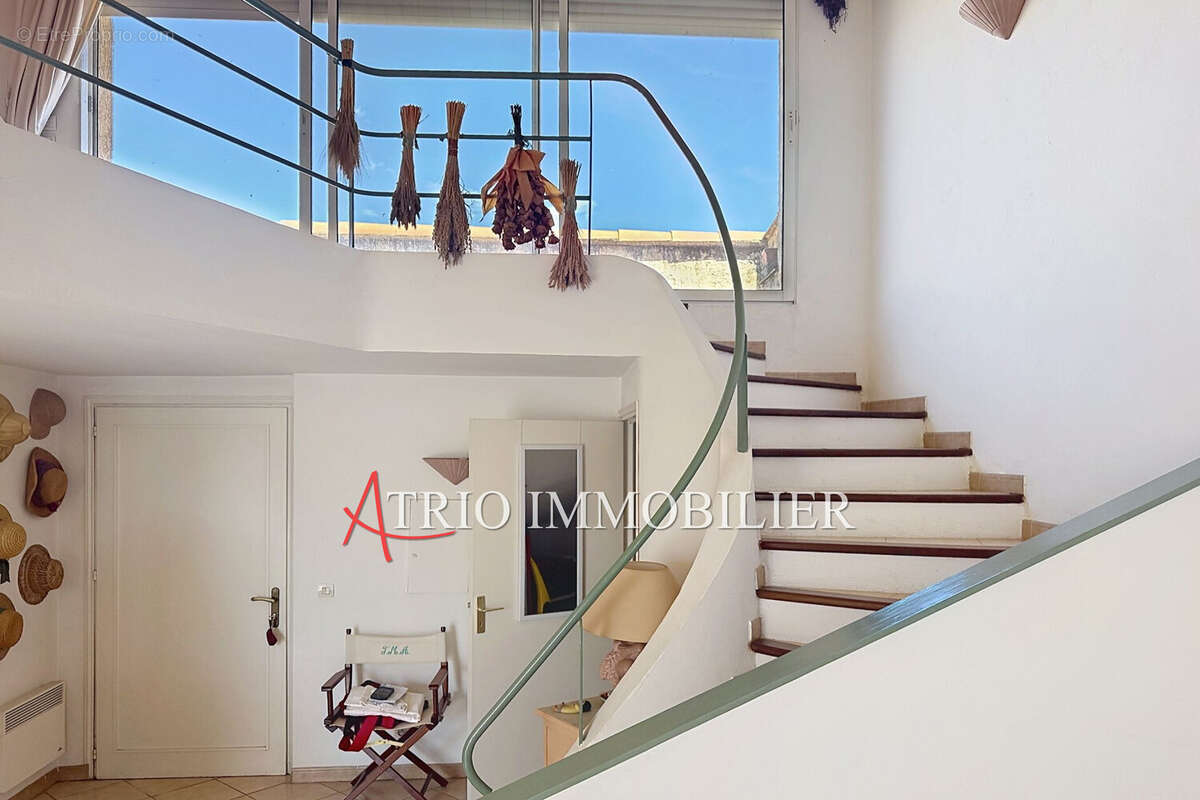 Appartement 40 m² à Cagnes-Sur-Mer  - photo 9