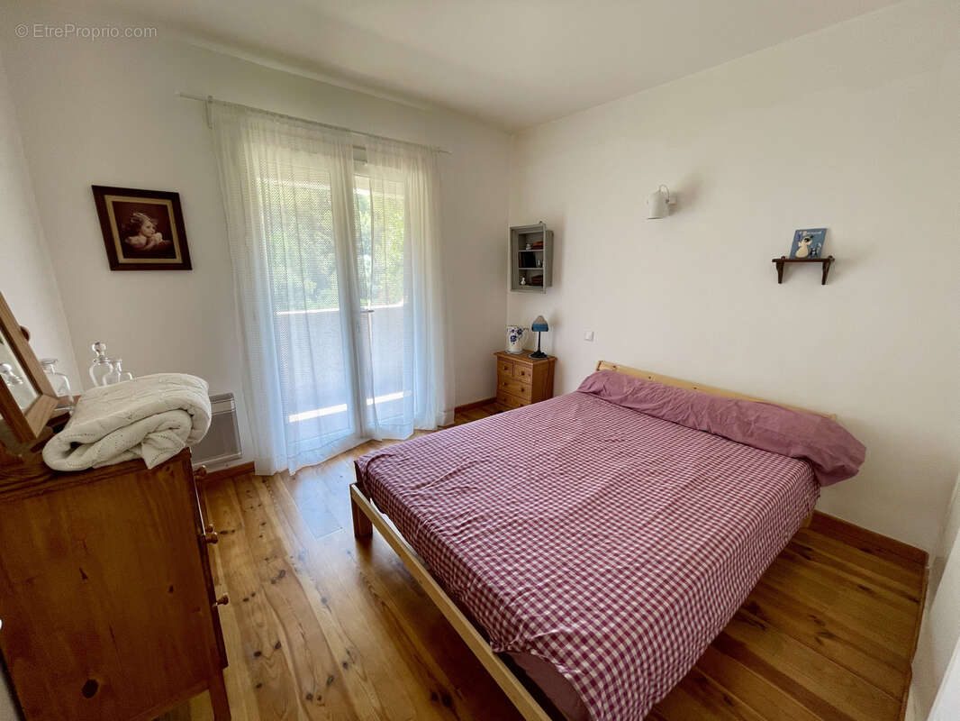 Maison à CUGES-LES-PINS
