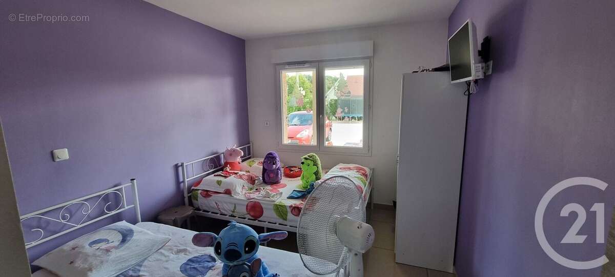 Maison 98 m² à Bruailles  - photo 8