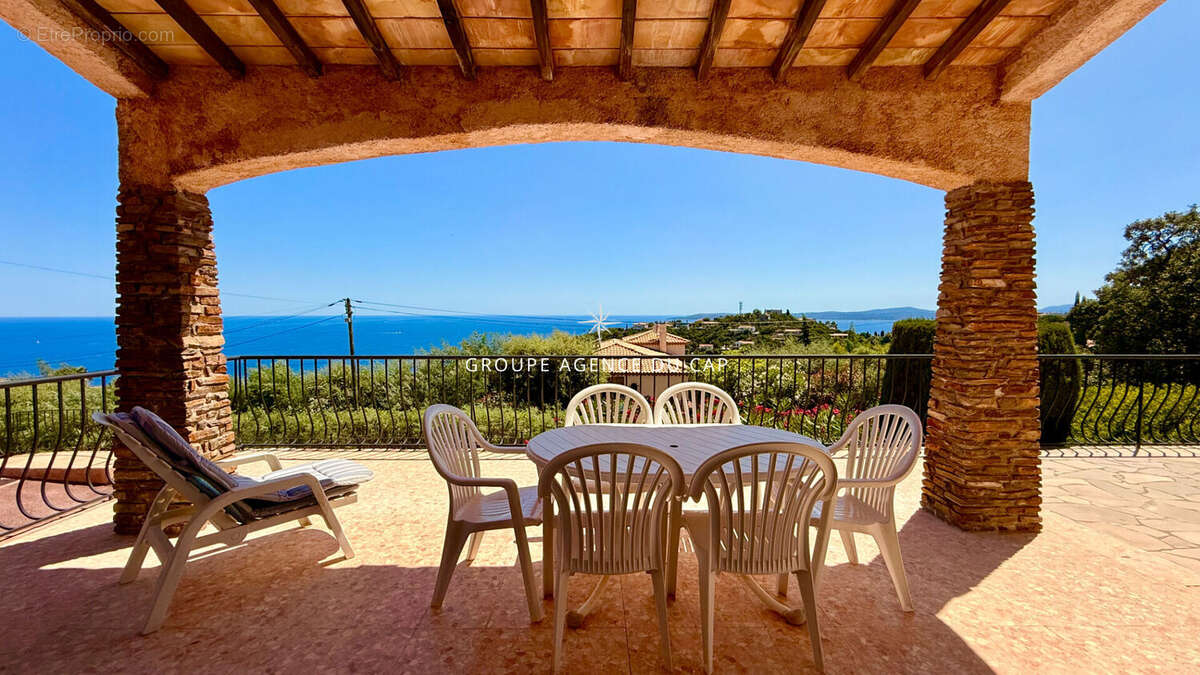 Maison à LES ISSAMBRES