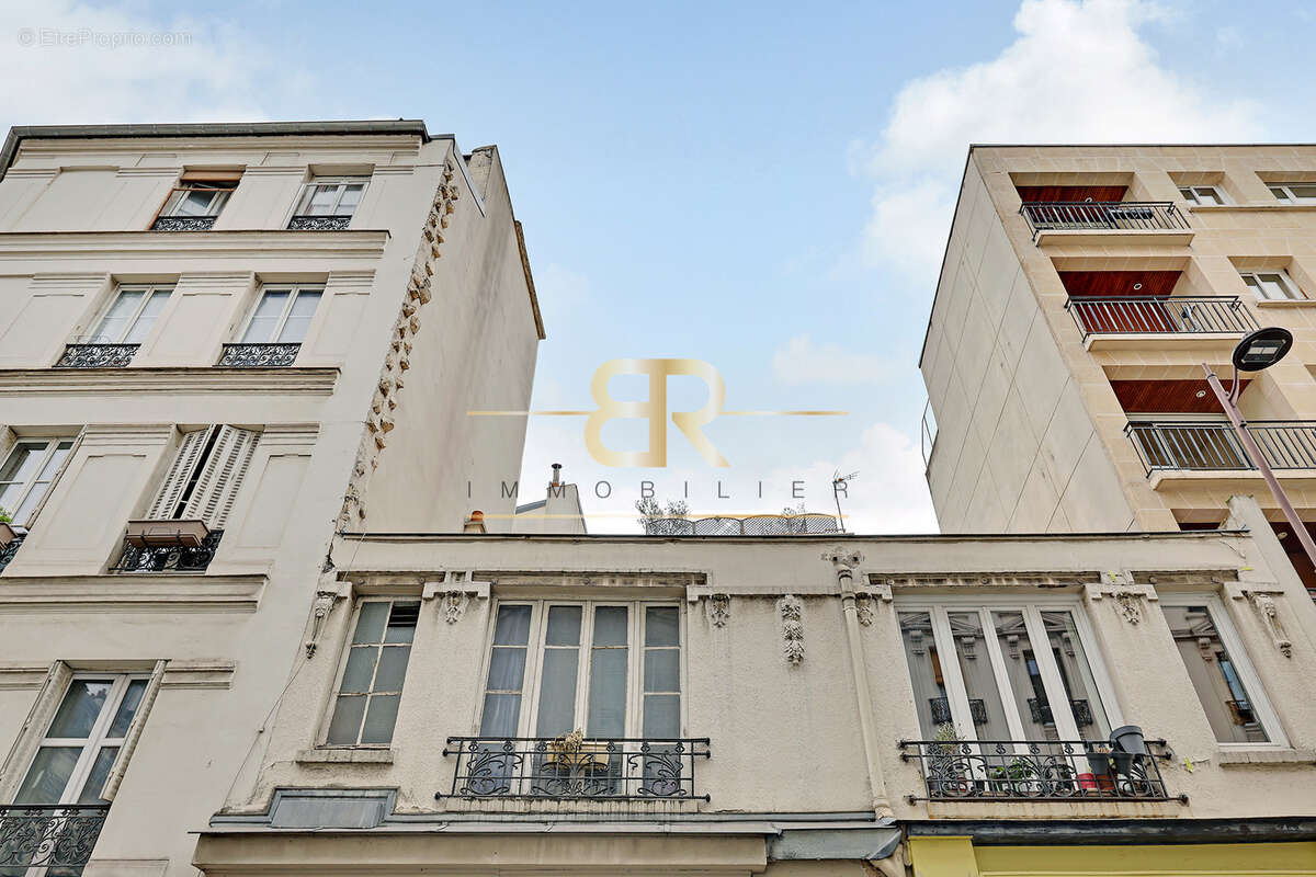 Appartement à PARIS-18E