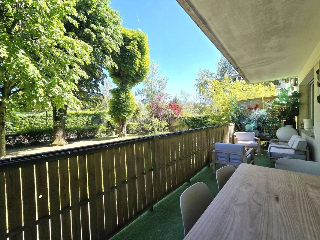 Appartement à SAINT-MAUR-DES-FOSSES