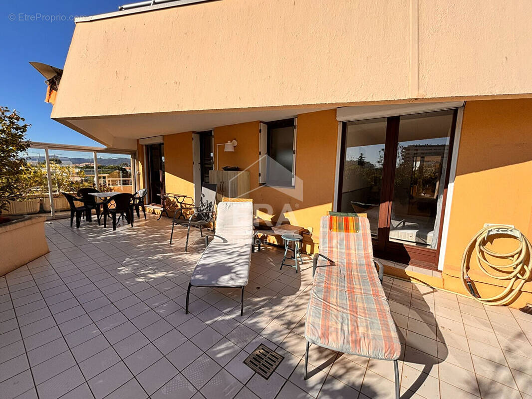 Appartement à FREJUS