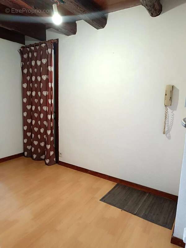 Appartement T3 en plein centre de Villard de Lans avec vue montagne . - photo 11
